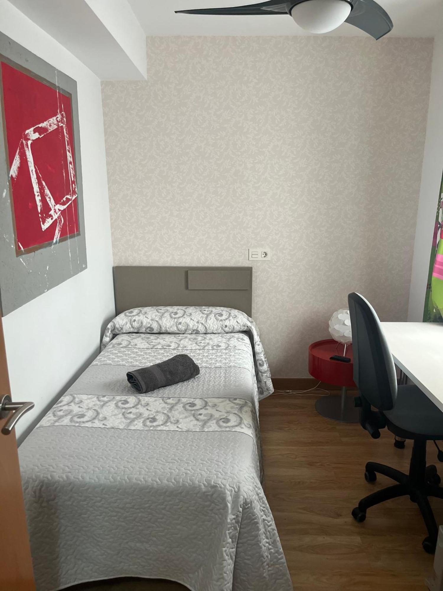 Bonito Apartamento En Гранада Экстерьер фото